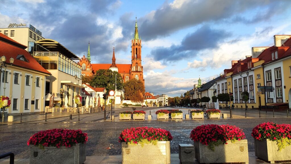 biaystok-4660146_1280